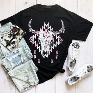 Graphic Aztec Bull Skull Boho Graphic T-Shirt - Black Size Large